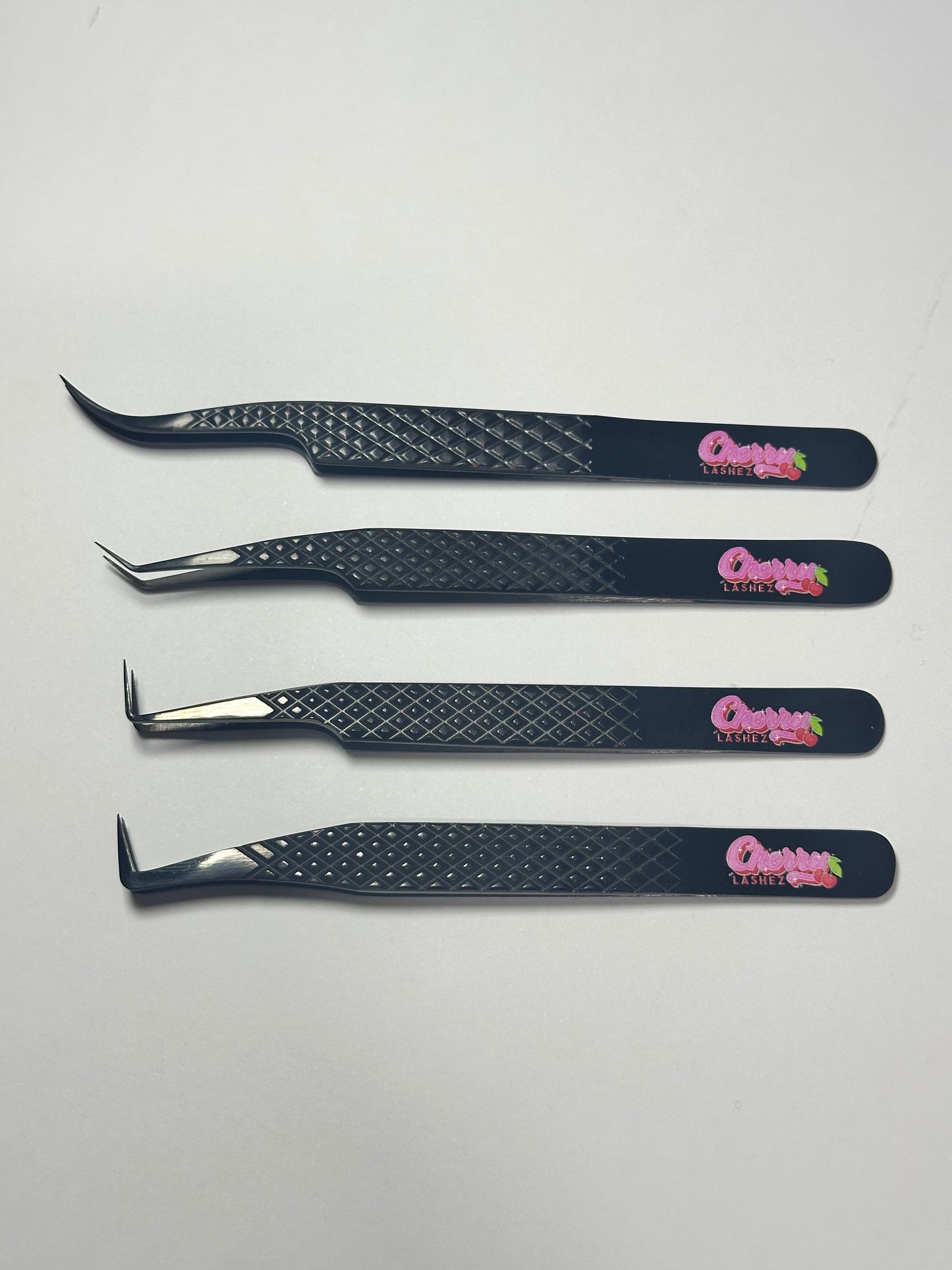 Limited Edition Black Friday Tweezers🖤