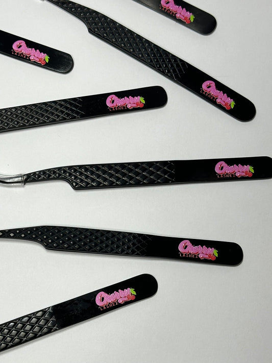 Limited Edition Black Friday Tweezers🖤